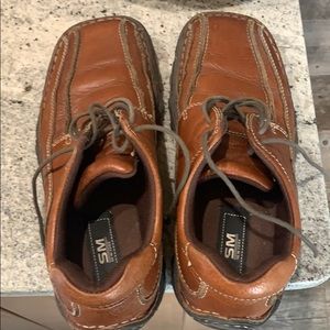 Men’s casual leather shoes 9
